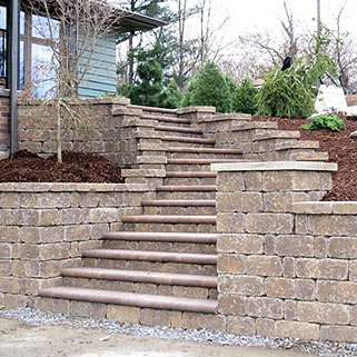 Featured Landscape: Block Wall with Curved Steps